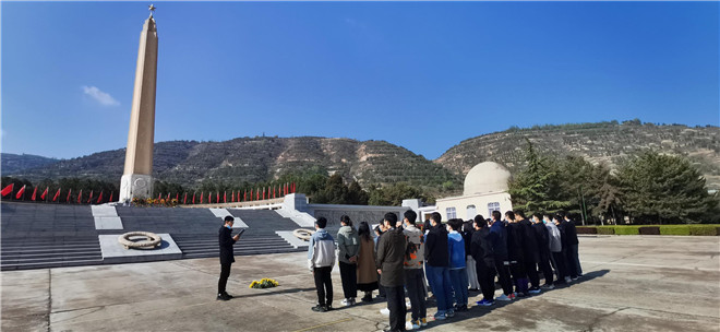 兰州化物所团员青年开展祭扫英烈暨党史学习教育活动